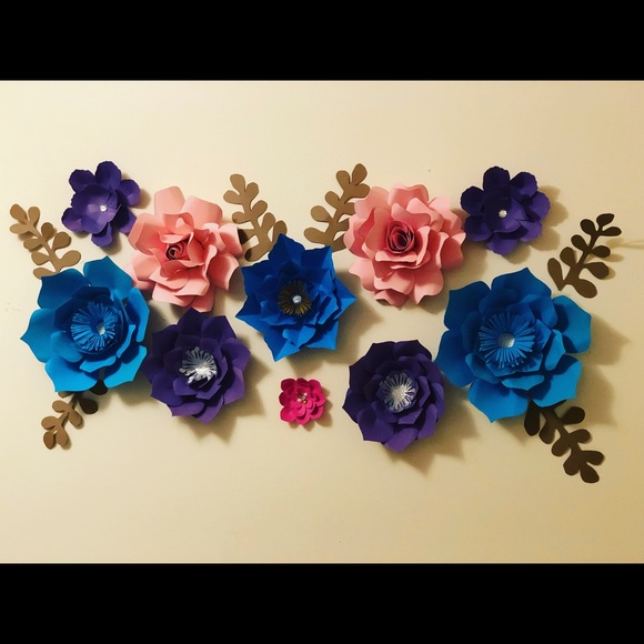 Paper flowers - Picture 3 of 6